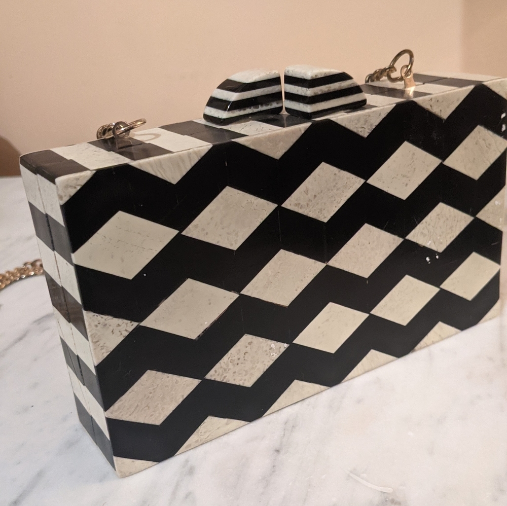 Zara wooden black and white purse with gold chain